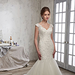 Mary's Bridal style 6581 White size 8